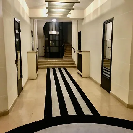 Apartment Eluard Au Coeur De La Rive Gauche, Neuf, Design, 2-4 Personnes *