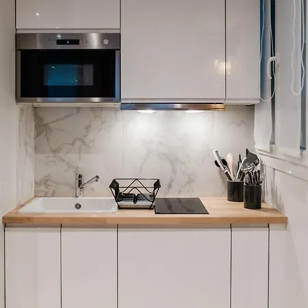 Apartment Eluard Au Coeur De La Rive Gauche, Neuf, Design, 2-4 Personnes